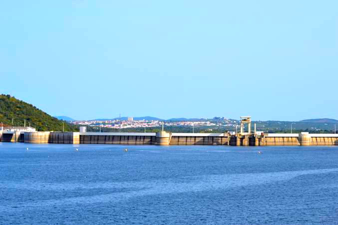 Flash-Alqueva-contemplar-a-barragem