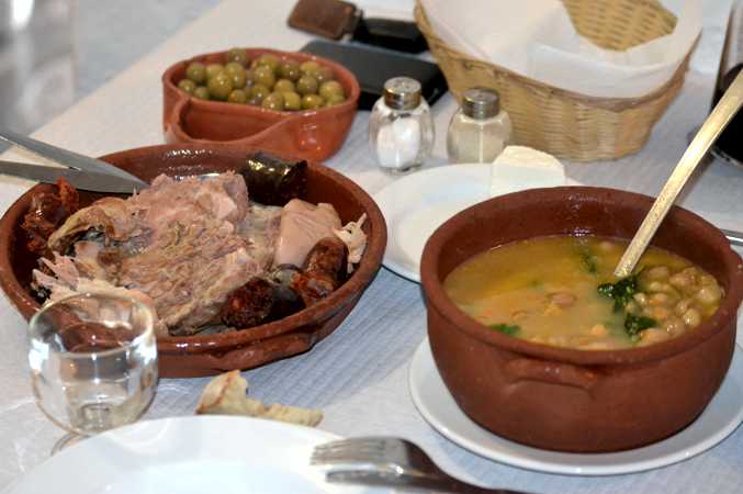 alquevatours-almoço-aldeia-da-luz-alqueva